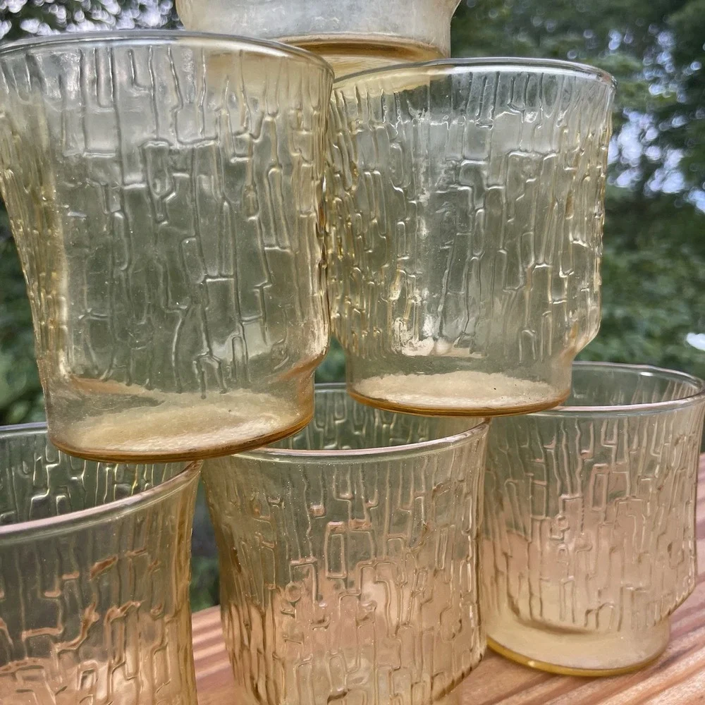 Pagoda Honey Gold Vintage Anchor Hocking Set of 6 Textured Square On The Rocks